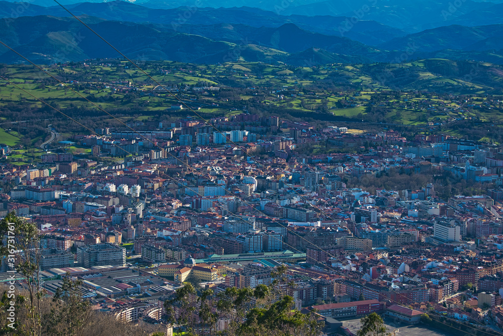 Oviedo City
