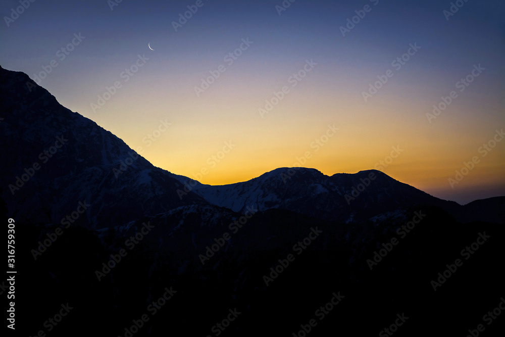 Fototapeta premium Mountain Silhouette