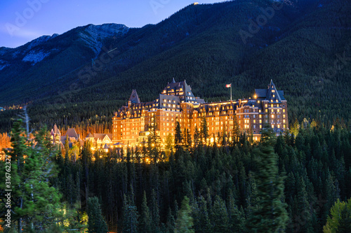 Vászonkép Fairmont banff springs luxury hotel with illumination in the canadian rockies at