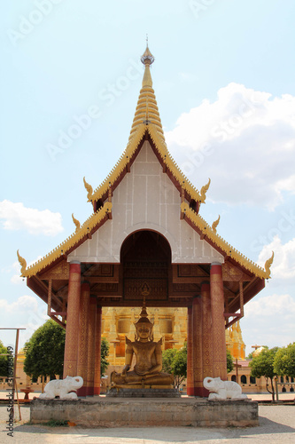 Wat Maha Chedi Sri Wiang Chai  Lamphun  Northern Thailand.