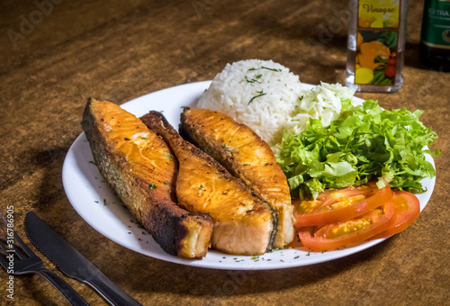 fish with vegetables