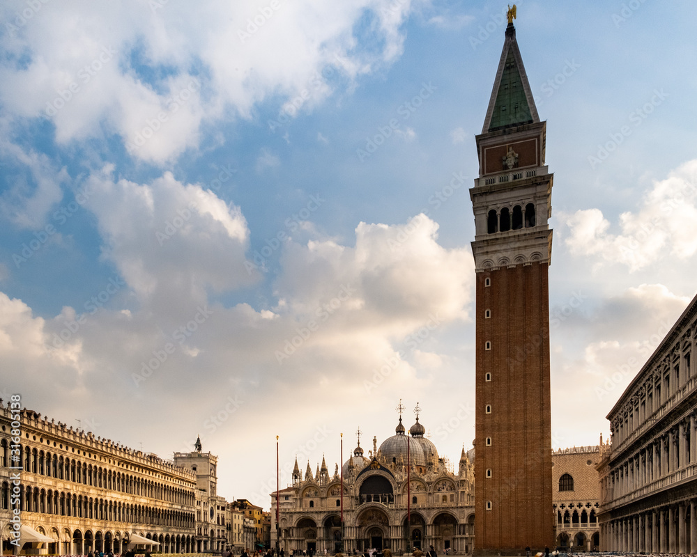 Naklejka premium San Marcos Square