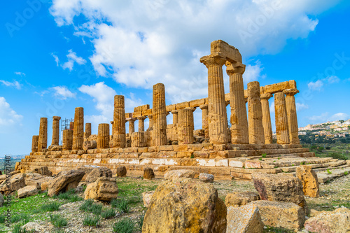 Obraz na płótnie Temple of Juno (Tempio di Giunone) Hera. Valle dei Templi (Valley of the Temples). Agrigento Sicily Italy. w salonie