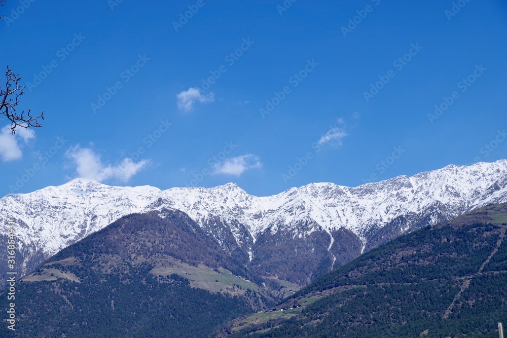 Schneeberge am Sonnenberg im Vinschgau Schneeberge am Sonnenberg im Vinschgau