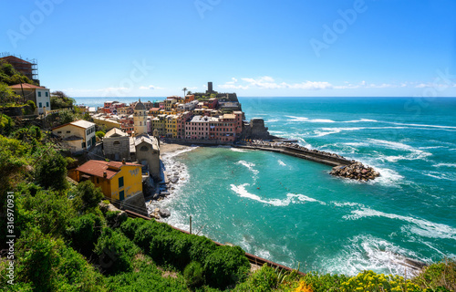 Fototapeta Naklejka Na Ścianę i Meble -  Beautiful view of Vernazza - one of five famous colorful villages of Cinque Terre National Park in Italy, Liguria region.