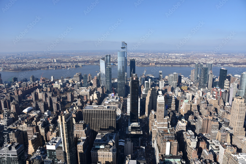 Fototapeta premium Looking at New York.