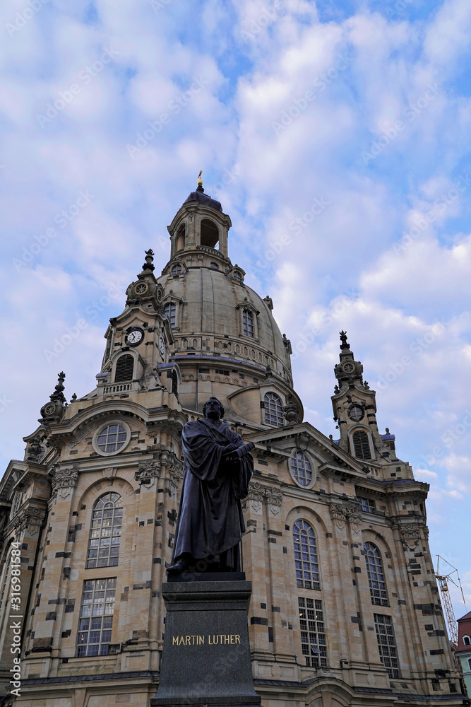 Martin Luther-Denkmal an der Frauenkirche, Altstadt, Dresden, Sachsen, Deutschland, Europa