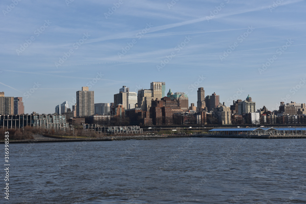 Brooklyn, view from Manhattan. 
