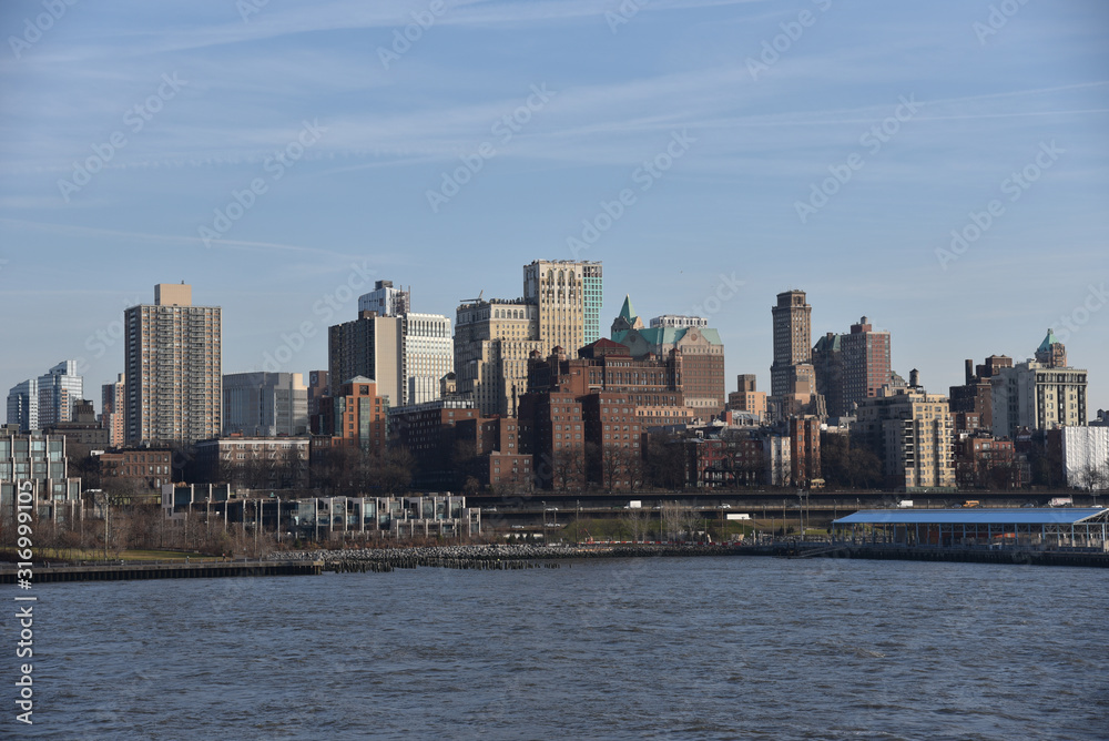 Obraz premium Brooklyn, view from Manhattan. 