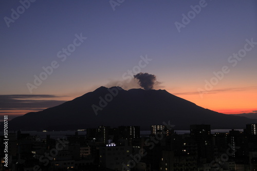 桜島 (夜明け) photo