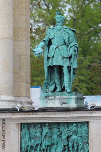 Bethlen Gabor bronze statue in Budapest photo