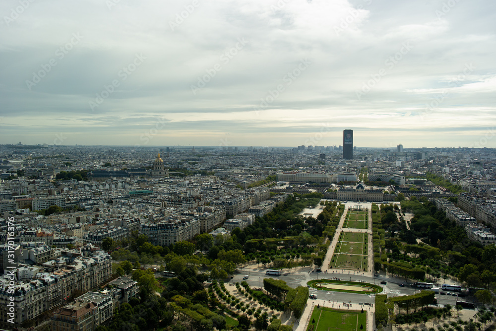 View of Paris districts
