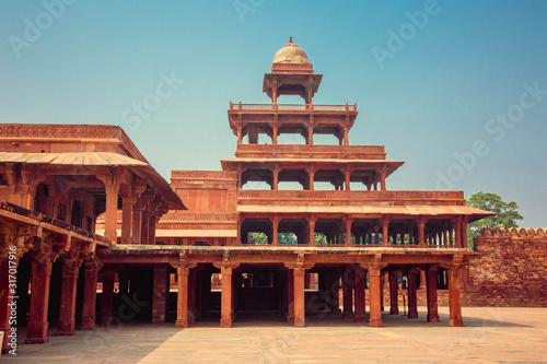 Architectural detail around Fatehpur Sikri, a city in Uttar Pradesh, India © popovatetiana