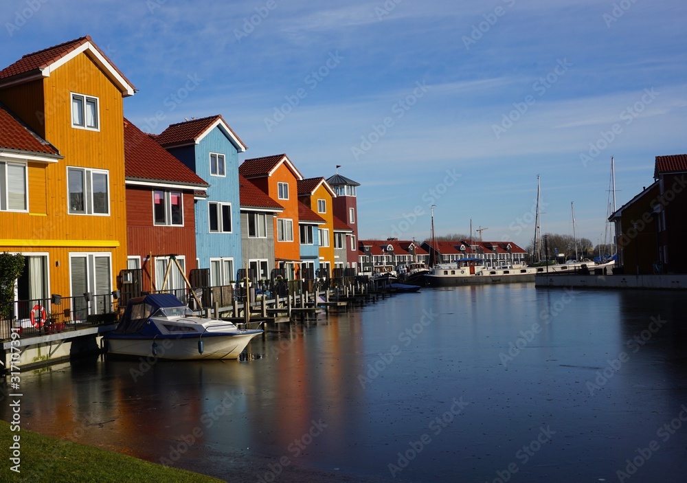 Traditionelle Häuser in Groningen / Niederlande