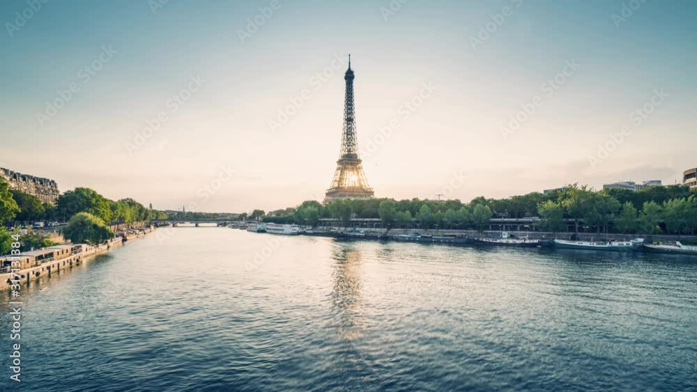 hyper lapse, Eiffel tower, Paris, France hyper lapse, Eiffel tower, Paris, France