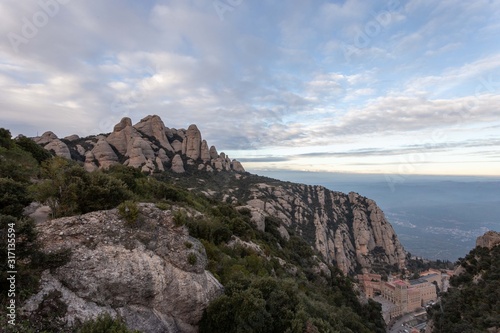Montserrat na Espanha © Alcindo