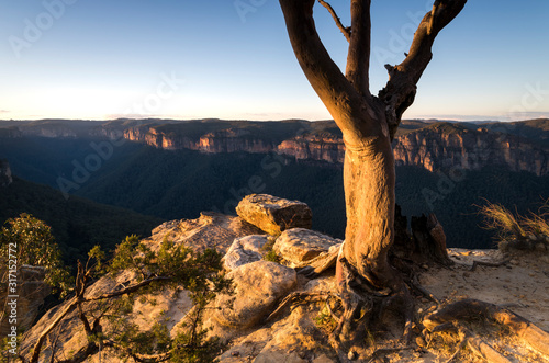 Hanging Rock Lookout, Blue Mountains, Australia © Gary