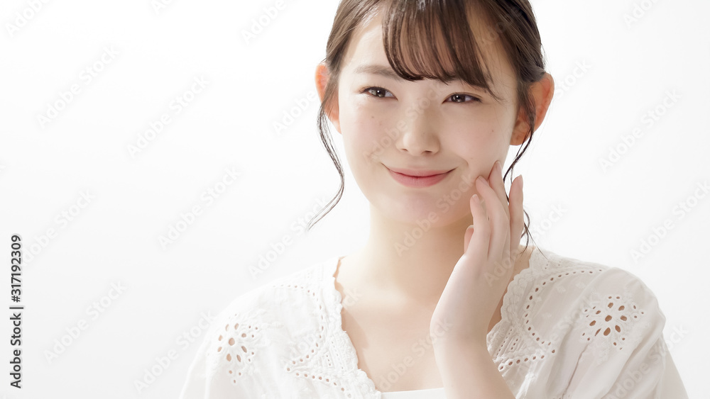 若い女性 笑顔 若い女性 笑顔