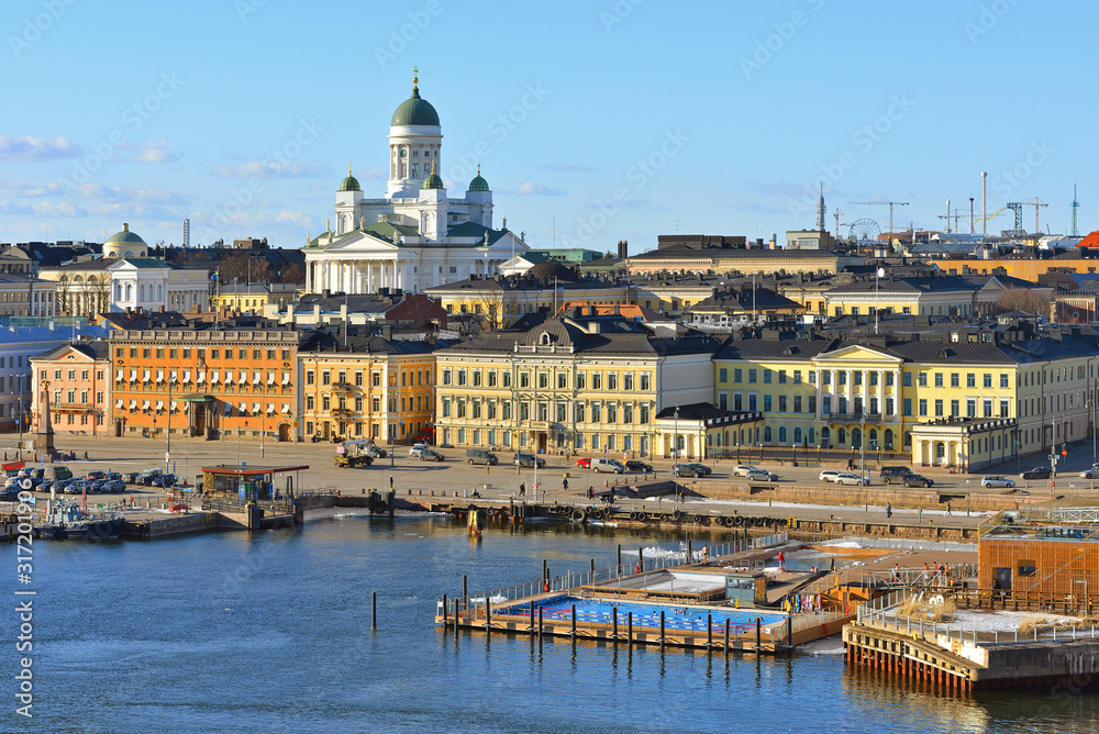 View of Market square, Allas Sea Pool and Lutheran Helsinki Cathedral (Tuomiokirkko) in early spring. Helsinki, Suomi