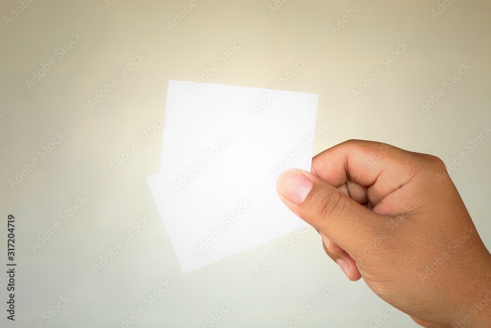 Fototapeta premium hand holding blank business card