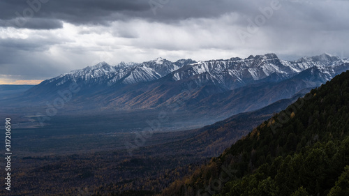 Fototapeta Naklejka Na Ścianę i Meble -  Cloudy Autumn Day in East Sayan Mountains
