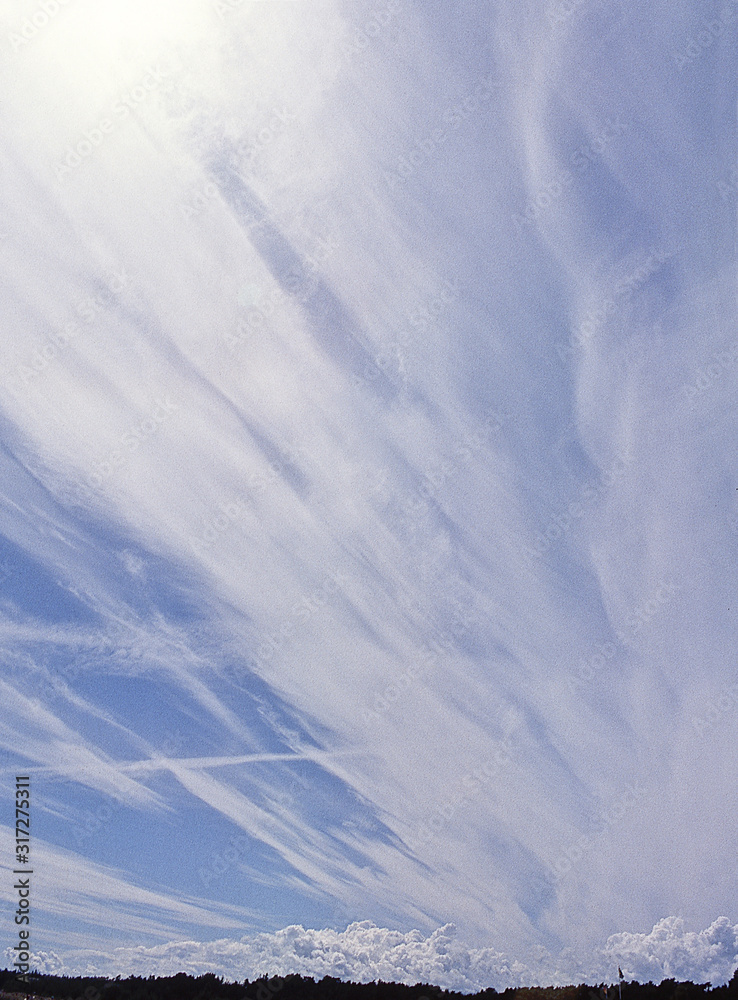 Streaming clouds Streaming clouds