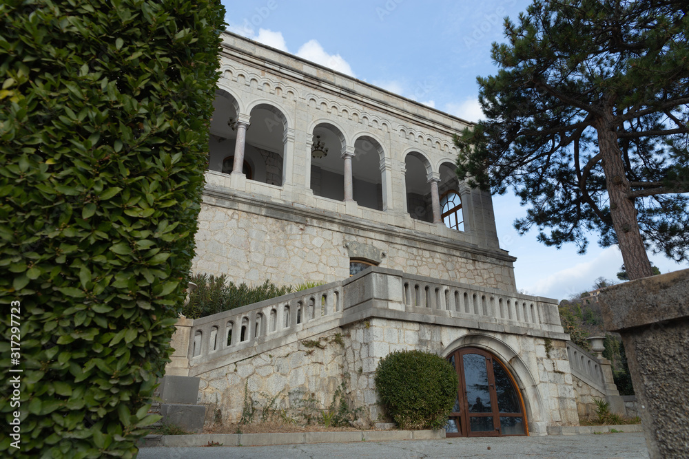 Obraz premium Palace of a Princes Yusupov Palace, Livadia, Crimea, Russia. 06.01.2020