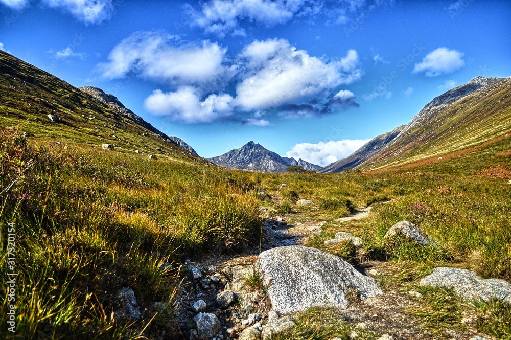 Obraz premium mountain landscape with river scotland