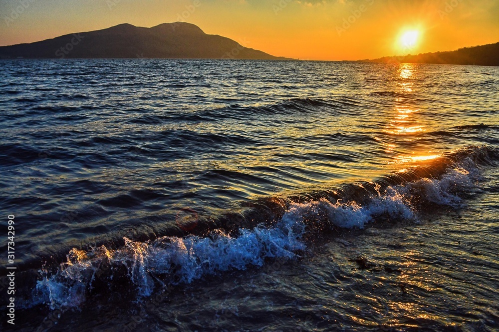 Naklejka premium scotland sunrise isle of arran