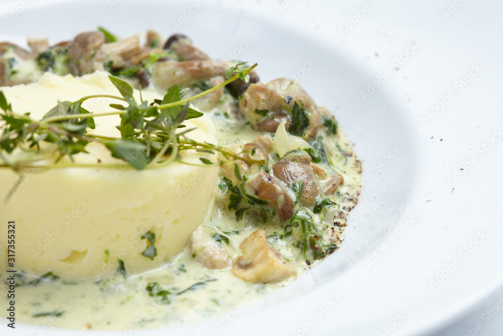 mashed potato with mushrooms