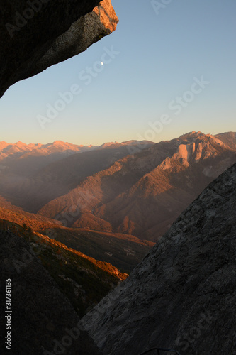 Beautiful view from the top of Moro Rock during the sunset in Sequoia National Park, CA, USA