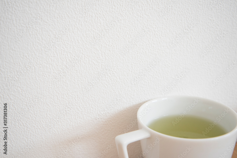 緑茶 シンプル 白 マグカップ お茶 白背景 背景素材 ホワイトスペース 余白 コピースペース 緑茶 シンプル 白 マグカップ お茶 白背景 背景素材 ホワイトスペース 余白 コピースペース