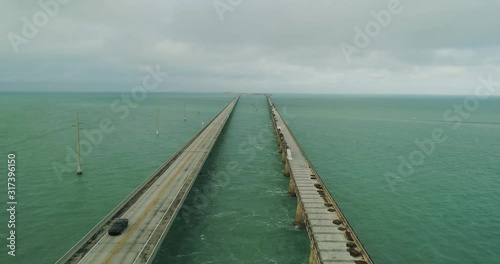 Wallpaper Mural Aerial View of Seven Mile Bridge in The Florida Keys on a Beautiful Day With Beautiful Turquoise Water Tracking Forward Torontodigital.ca