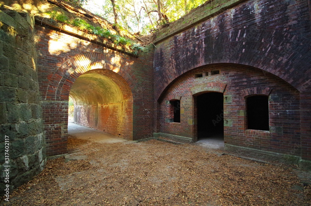 友ヶ島の廃墟とトンネル