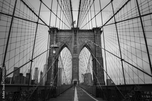 a magnificent view of Brooklyn Bridge