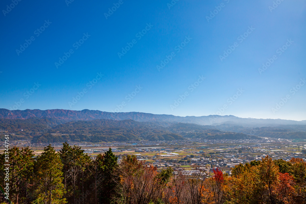 長野県高森町の遠景　