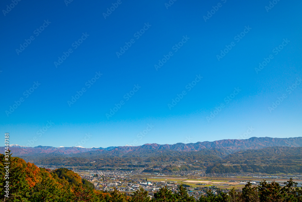 長野県高森町の遠景　