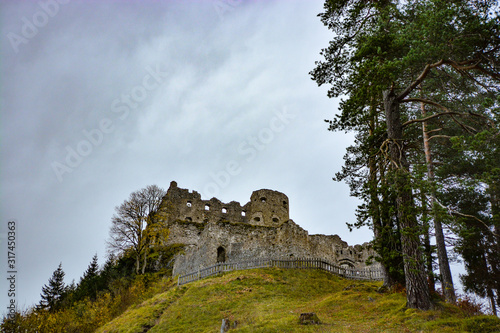 Reutte  Tyrol  Austria - Dezember 28  2018  Ehrenberg Castle Ruins. Founded in 1296  this was the most famous place of knights and kings