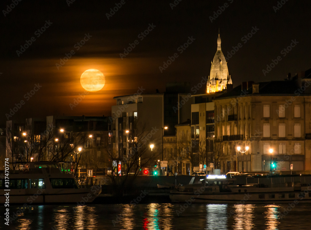 Pleine lune rive droite Bordeaux Pleine lune rive droite Bordeaux