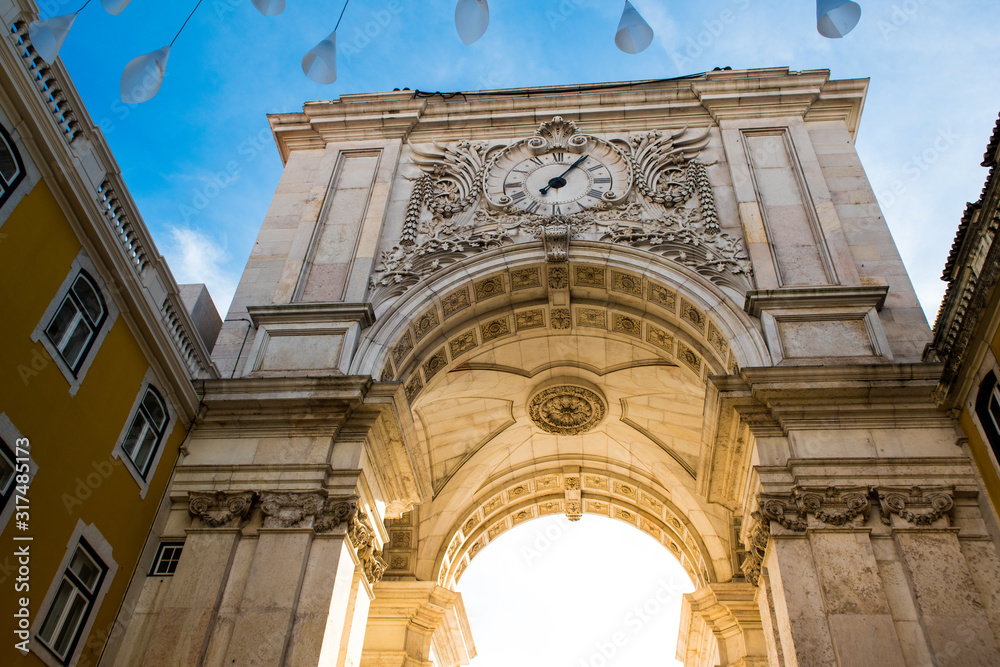 detail of the entrance arch to the commercial square that overlooks the Tagus River detail of the entrance arch to the commercial square that overlooks the Tagus River