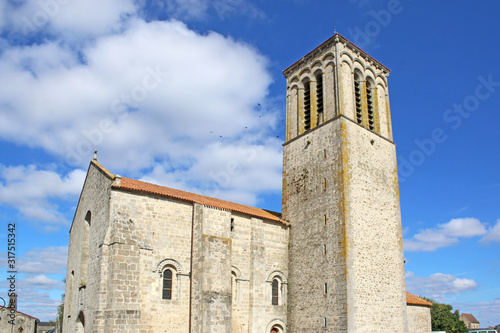 Holy Cross Church, Parthenay, France	 photo
