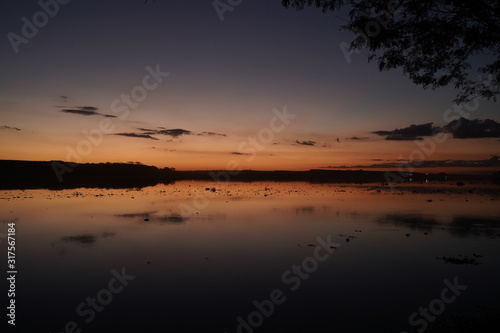 Por do sol - Rio Tiête. Jaú- SP