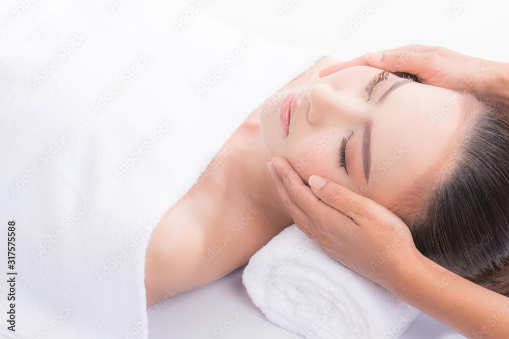 Close up, Beautiful and healthy asian woman in white spa salon. Traditional oriental aroma therapy and beauty treatments isolated on white background. Close up, Beautiful and healthy asian woman in white spa salon. Traditional oriental aroma therapy and beauty treatments isolated on white background.