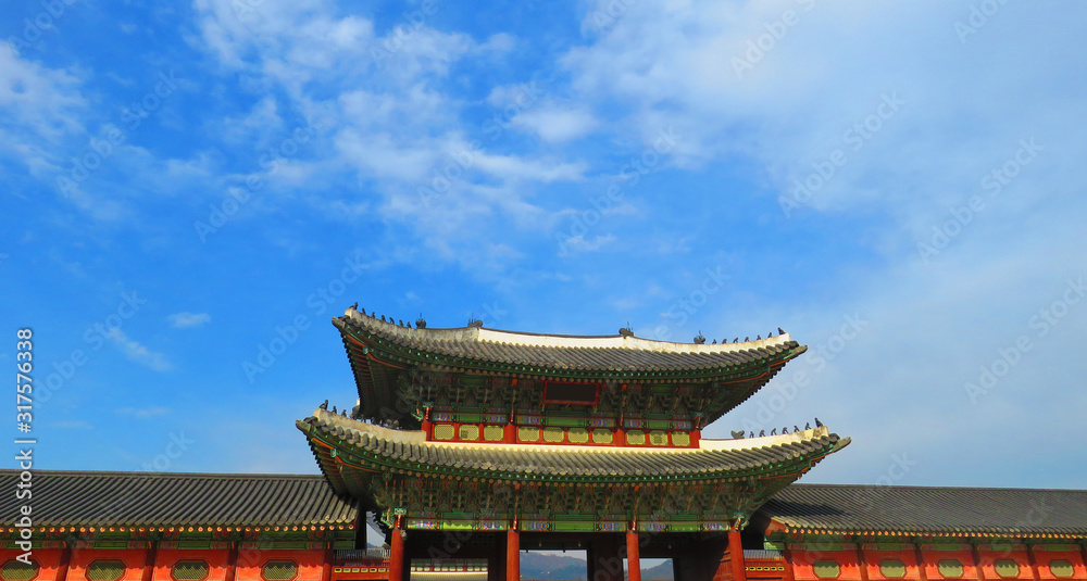 Beautiful roof and ornaments in Korean Palace Beautiful roof and ornaments in Korean Palace