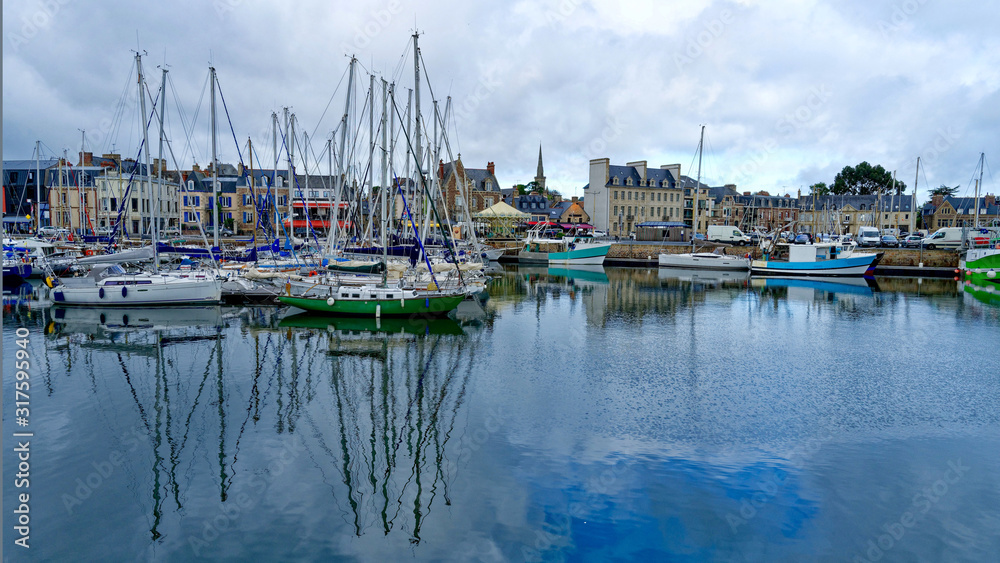 Port de Paimpol, Bretagne, Côtes-d’Armor, France