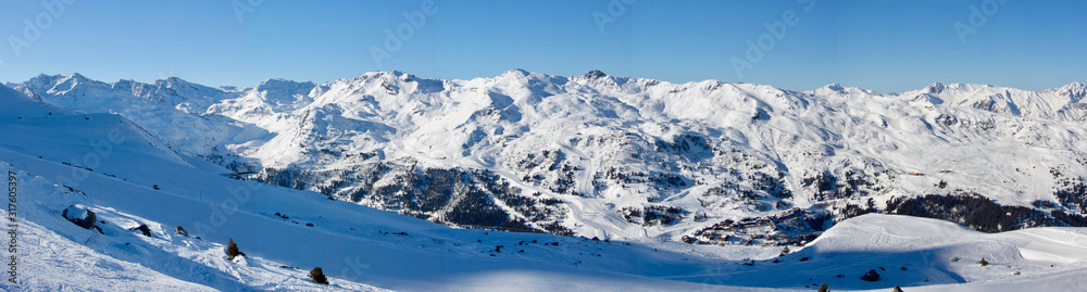 Meribel mottaret panoramic valley view sun snowy mountain landscape France alpes 3 vallees