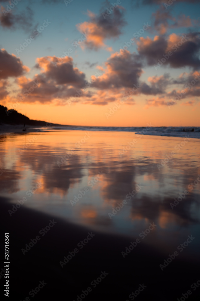 Naklejka premium sunset on the beach