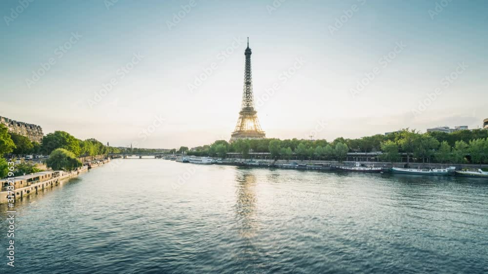 hyper lapse, Eiffel tower, Paris, France hyper lapse, Eiffel tower, Paris, France
