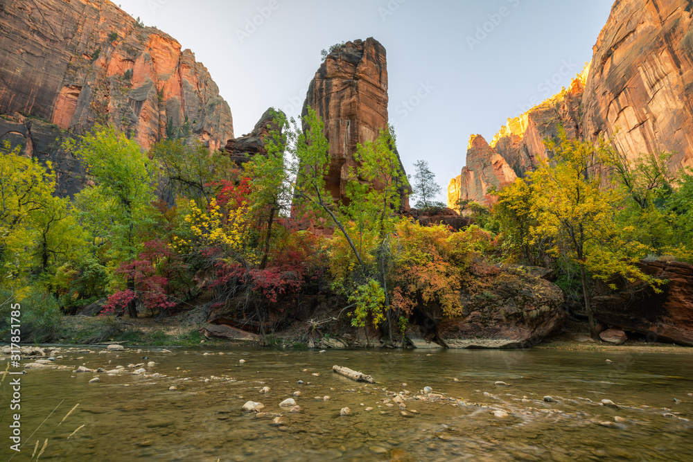 Φωτογραφία Sunrise at Virgin River by Temple of Sinawava in Zion National Park Utah