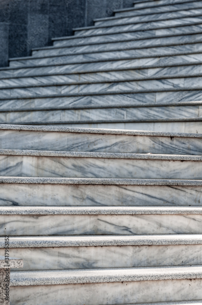 Turn the marble stairs. Turn the marble stairs.